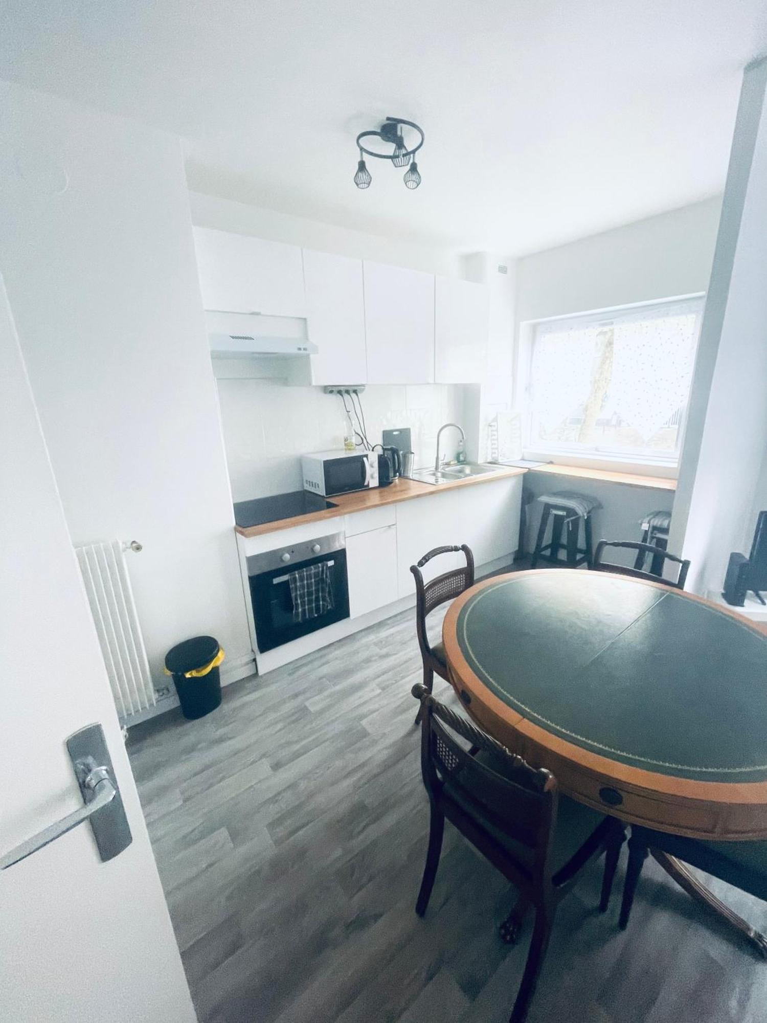 Appartement Bastille - Voltaire - Le Marais - Centre De Paris - 5 Pers Bagian luar foto
